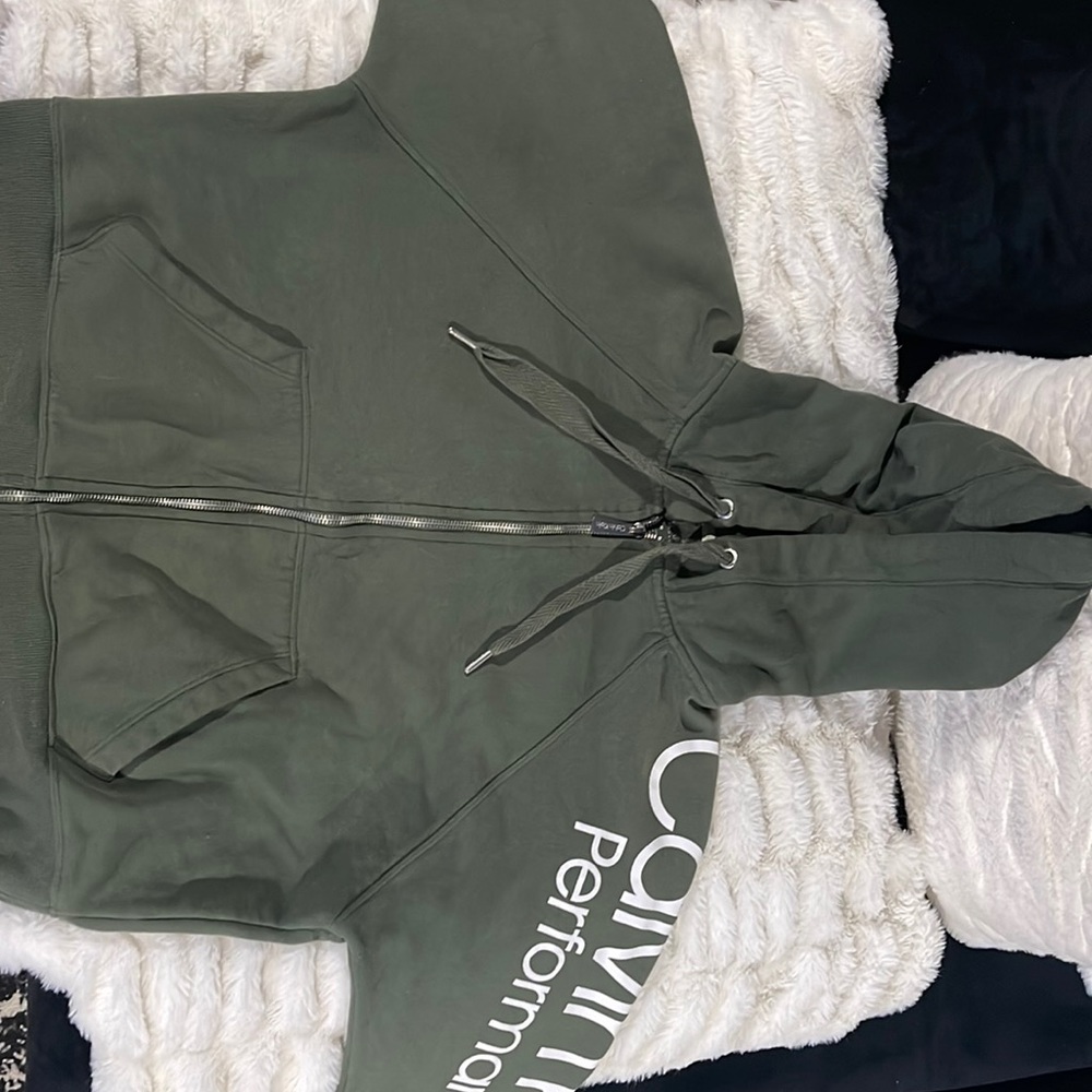 Lightly Used Women’s Calvin Klein Sweater Green Medium